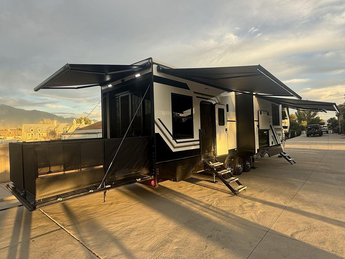 Used 2025 Keystone Raptor 433 Toy Hauler Fifth Wheel