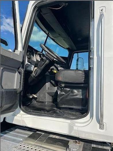 Used 2019 MACK GRANITE 64FR Mixer Truck