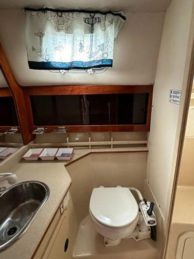 Used 2007 Albin Command Bridge 35