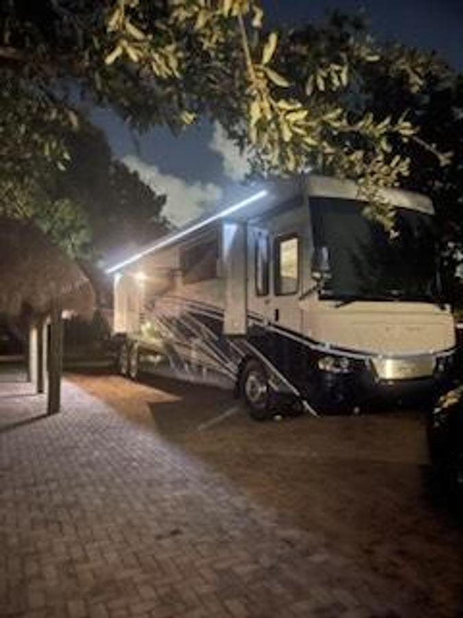 Used 2022 Newmar Ventana 4334