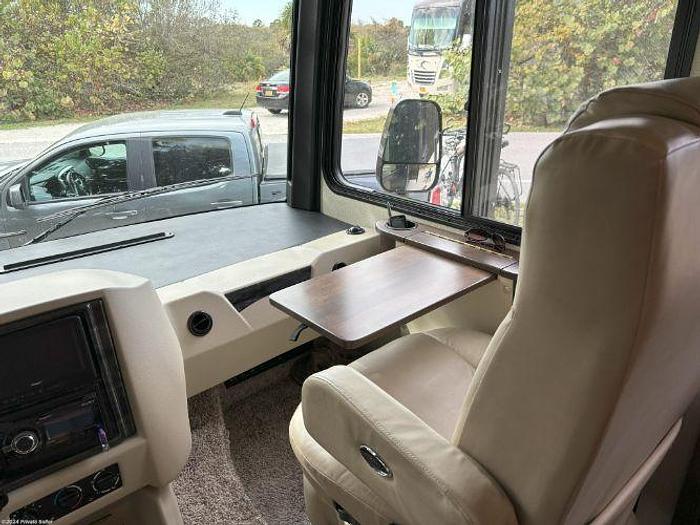 Used 2018 Newmar Bay Star 3414