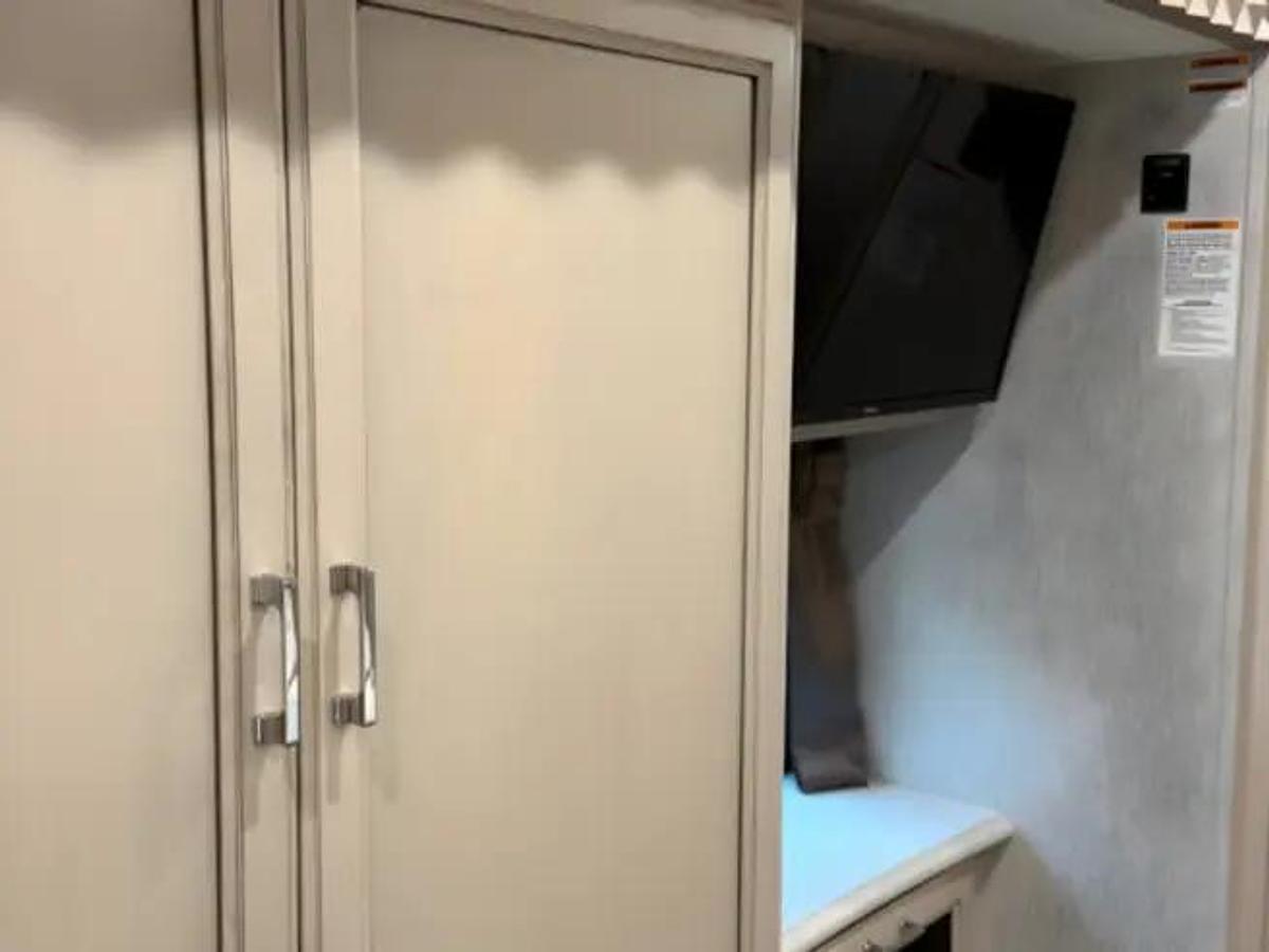 Used 2023 Newmar Bay Star 3629 Class A Motorhome