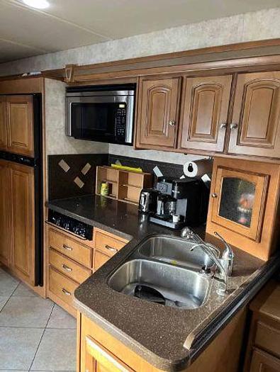 Used 2012 Winnebago Adventurer 37F