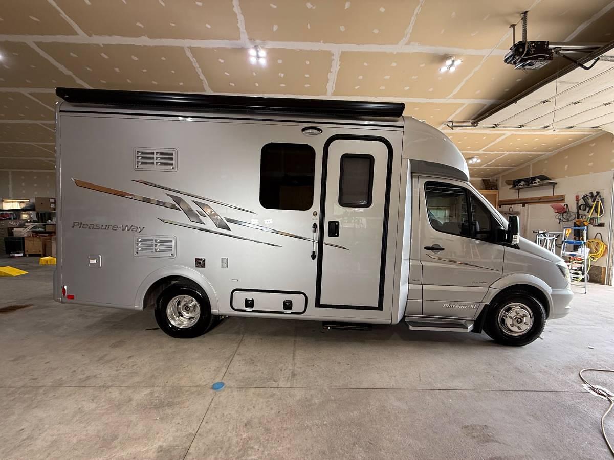 Used 2016 Pleasure-Way Plateau