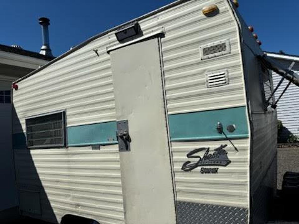Used 1970 Shasta CT Travel Trailer