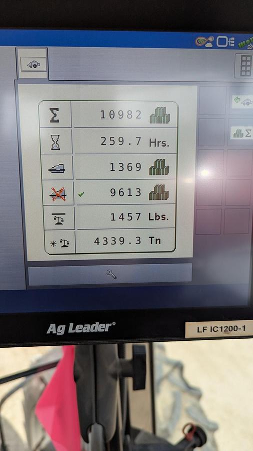 Used 2019 MASSEY FERGUSON 2270XD Large Square Baler