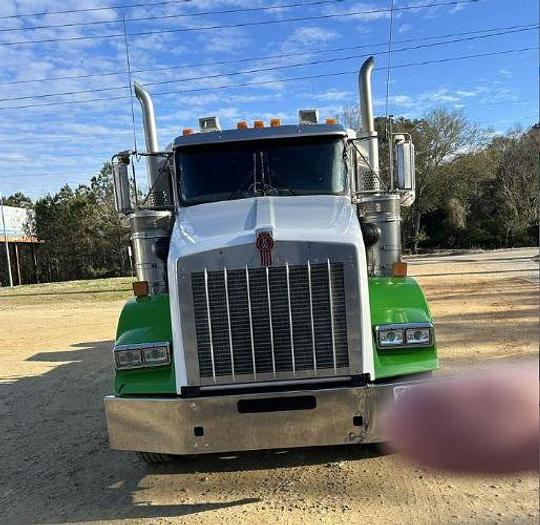 Used 2014 KENWORTH T800