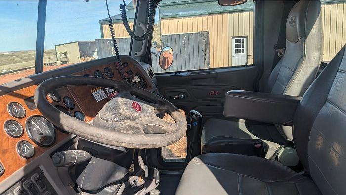 Used 2008 INTERNATIONAL 600E MOUNTED ON 2008 PETERBILT 365