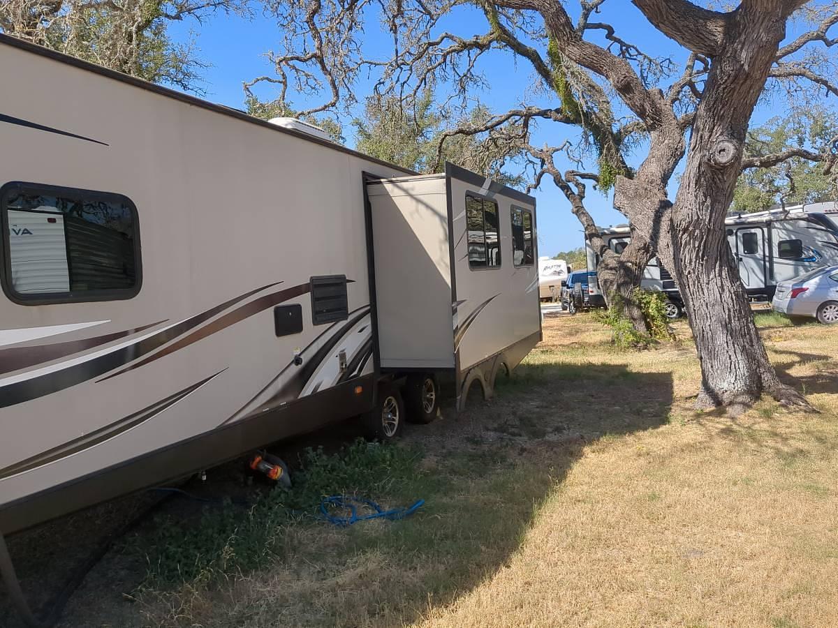 Used 2015 Keystone Passport Ultra Lite