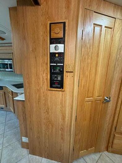 Used 2006 Monaco Diplomat 40PDQ