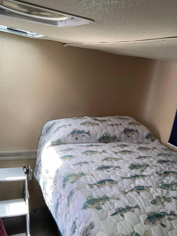 Used 2007 Suntracker Party Cruiser Regency