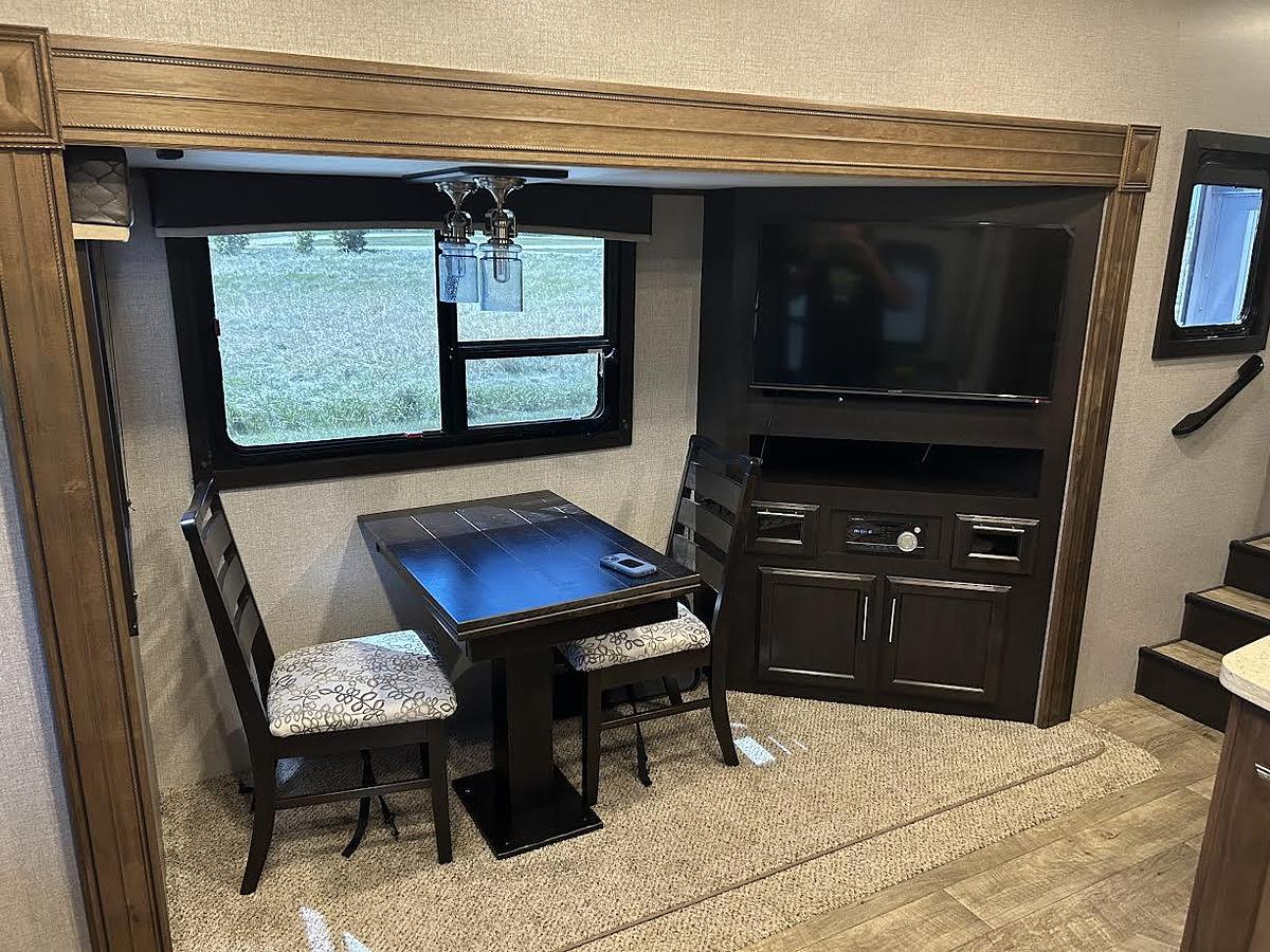 Used 2019 Jayco Eagle HT 24.5CKTS Fifth Wheel