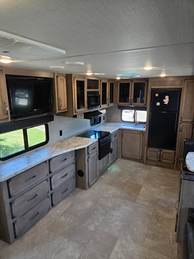 Used 2019 Grand Design Transcend 28MKS