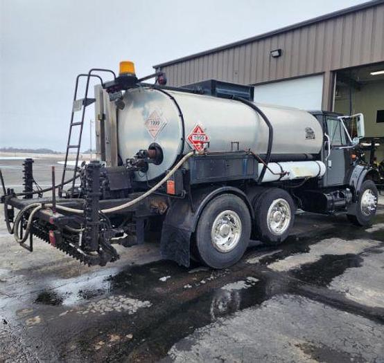 Used 1995 INTERNATIONAL 4700