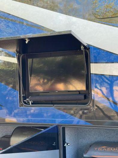 Used 2022 Renegade Verona 40VRB