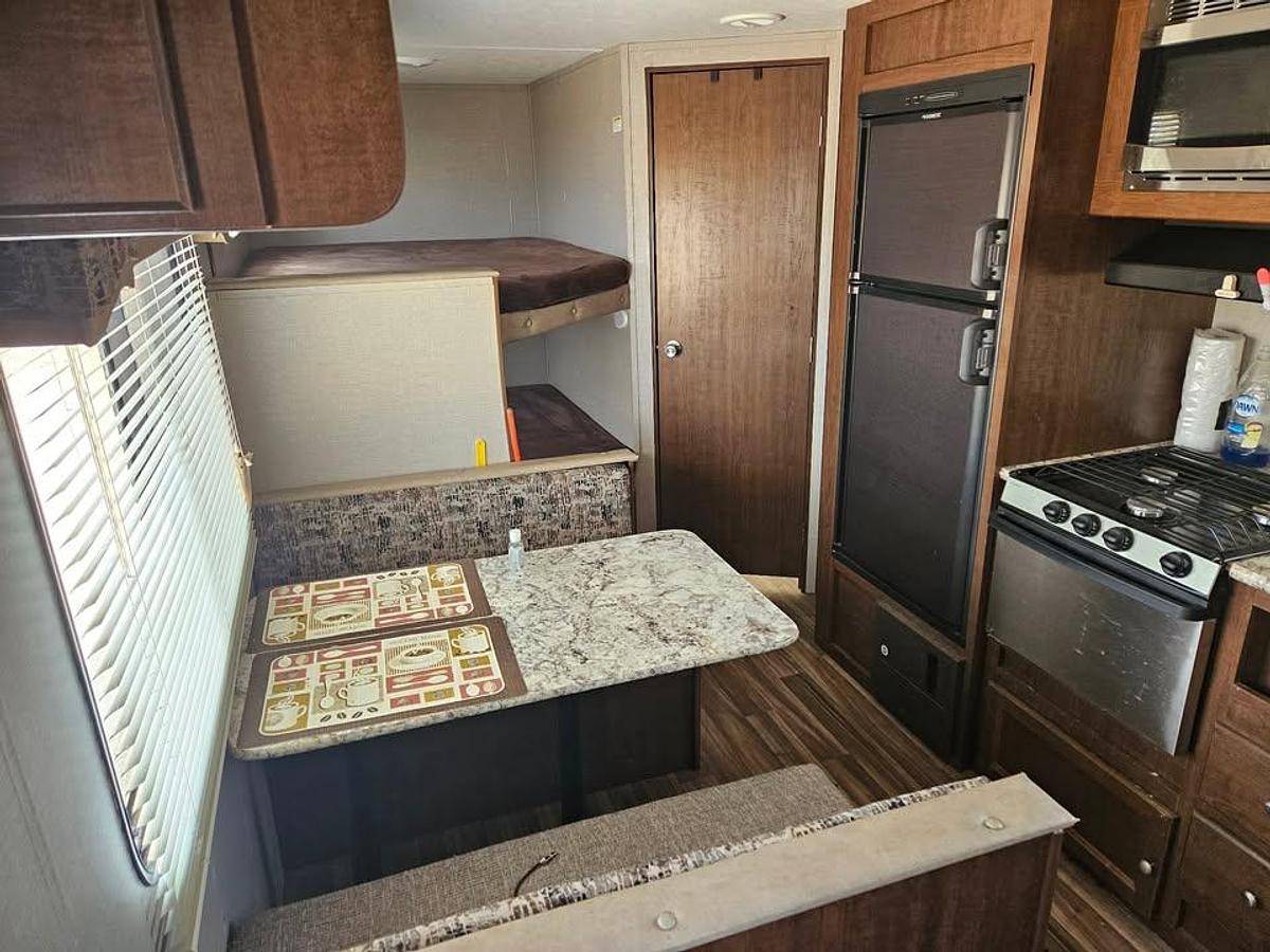 Used 2018 Keystone Hideout