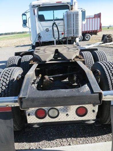 Used 2015 Mack Pinnacle CXU613