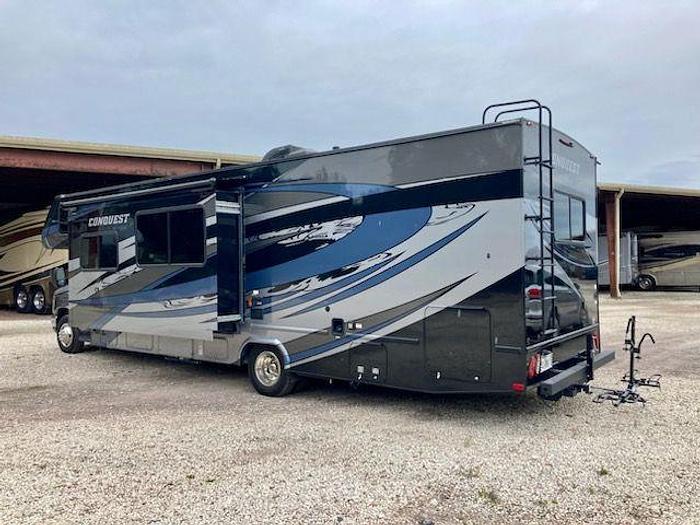 Used 2022 Conquest 6320