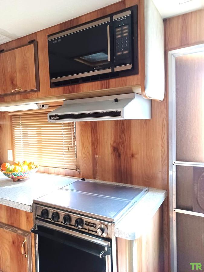 Used 1990 Sport Trailer Toy House