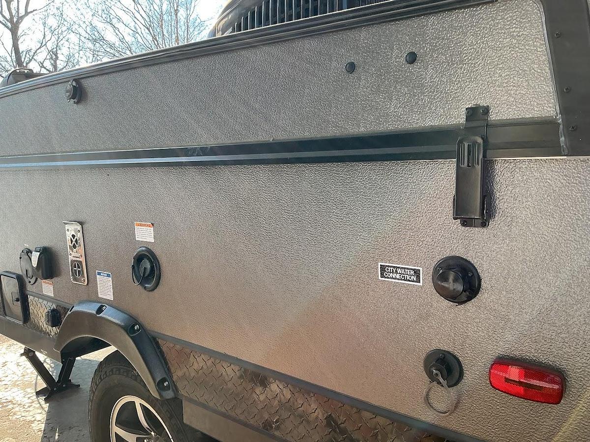 Used 2017 Rockwood Freedom 1970 ESP Pop Up Camper