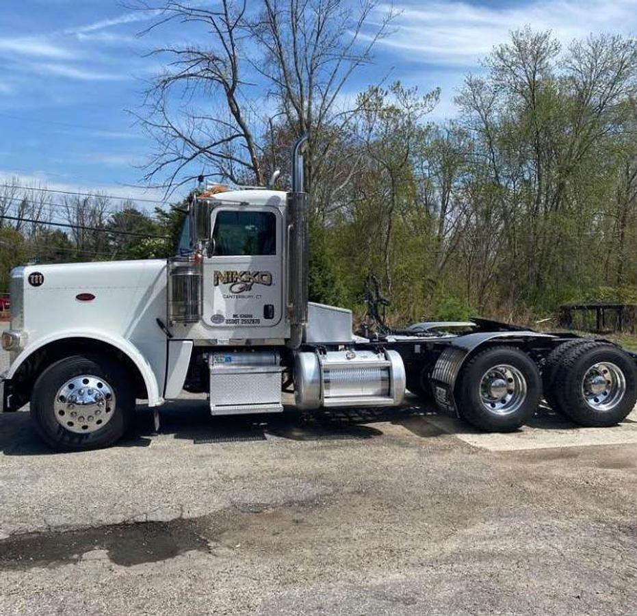 Used 2020 Peterbilt 389