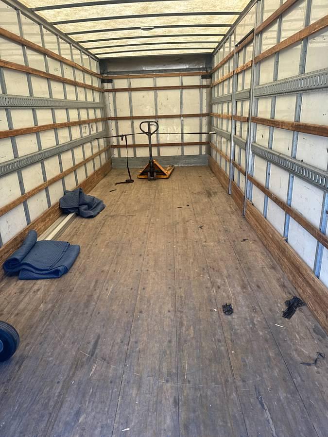 Used 2019 Freightliner M2 Business Class