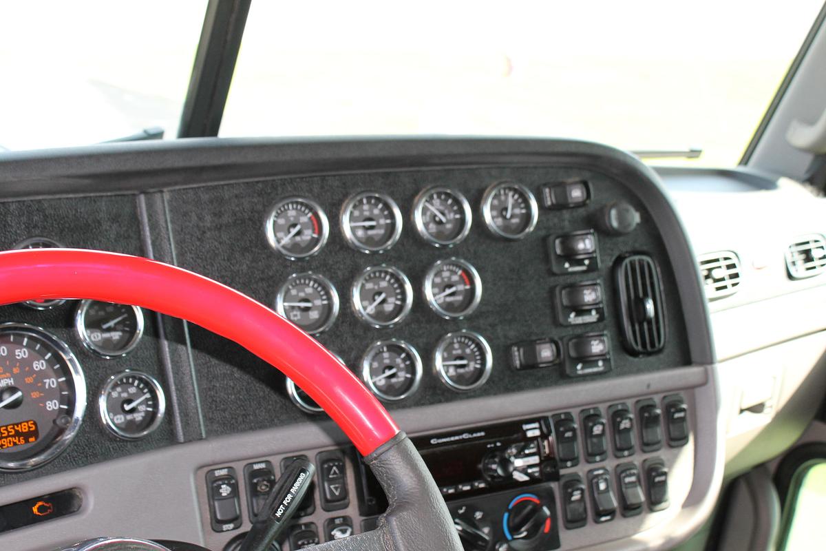 Used 2018 Peterbilt 389