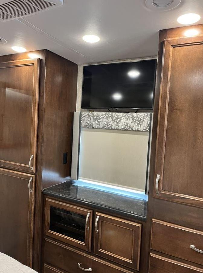 Used 2022 Renegade Verona VSB36