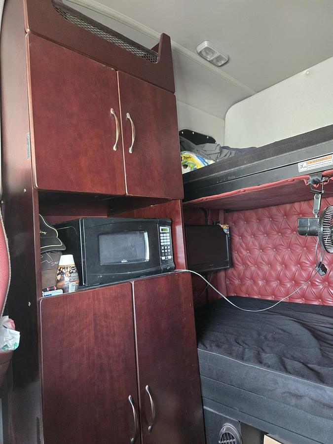 Used 2020 Western Star 5700XE