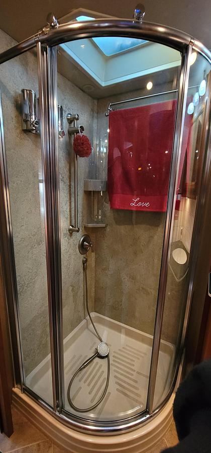 Used 2009 Foretravel Nimbus Tahoe 4030