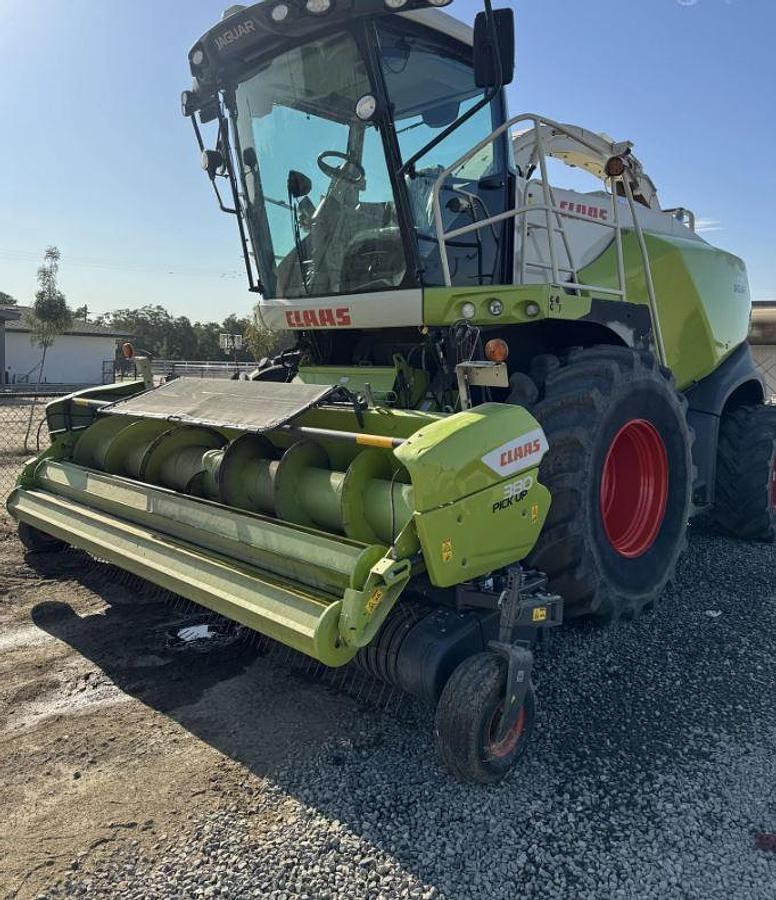 Used 2019 CLAAS JAGUAR 880 Self Propelled Harvester