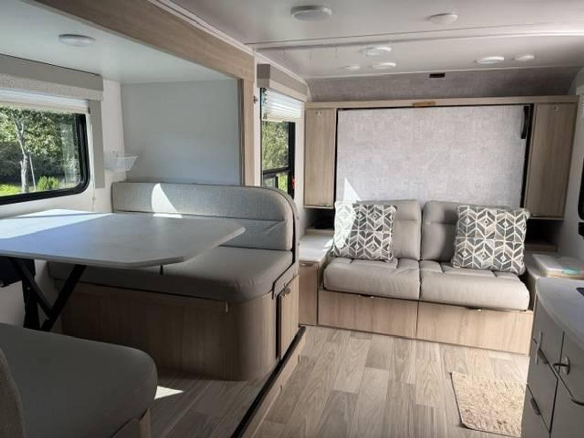 Used 2023 Winnebago Micro Minnie 2108DS Travel Trailer