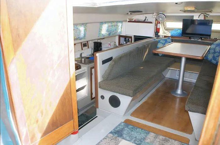 Used 1990 Endeavour Intercat 1500