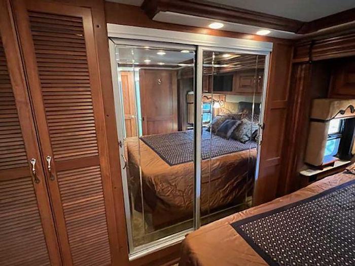 Used 2013 Fleetwood DISCOVERY 36J