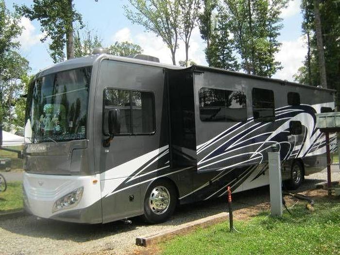 Used 2020 Fleetwood Pace Arrow LXE 38N