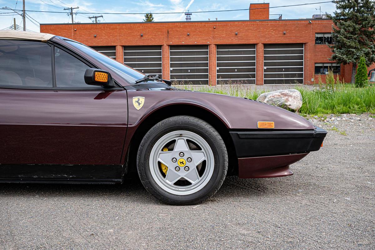Used 1985 Ferrari Mondial Quattrovalvole Cabriolet