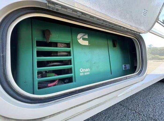 Used 2020 Winnebago Minnie Winnie 22R