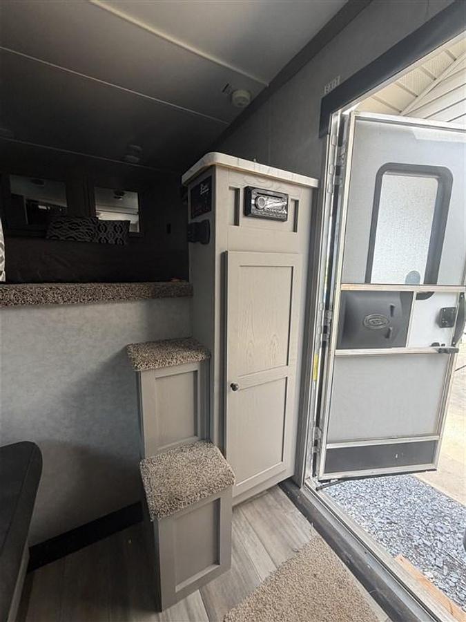 Used 2023 Bison Sv7208 2 Horse