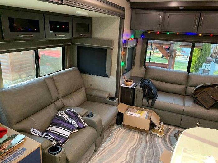 Used 2022 Grand Design Reflection 367BHS