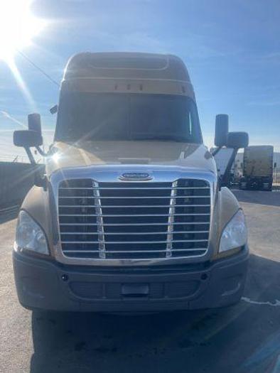 Used 2016 Freightliner Cascadia