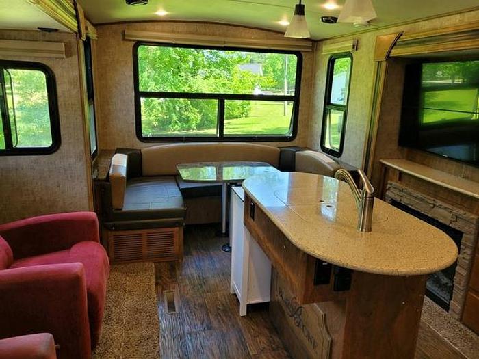 Used 2016 Outdoors RV Blackstone 280RDSB