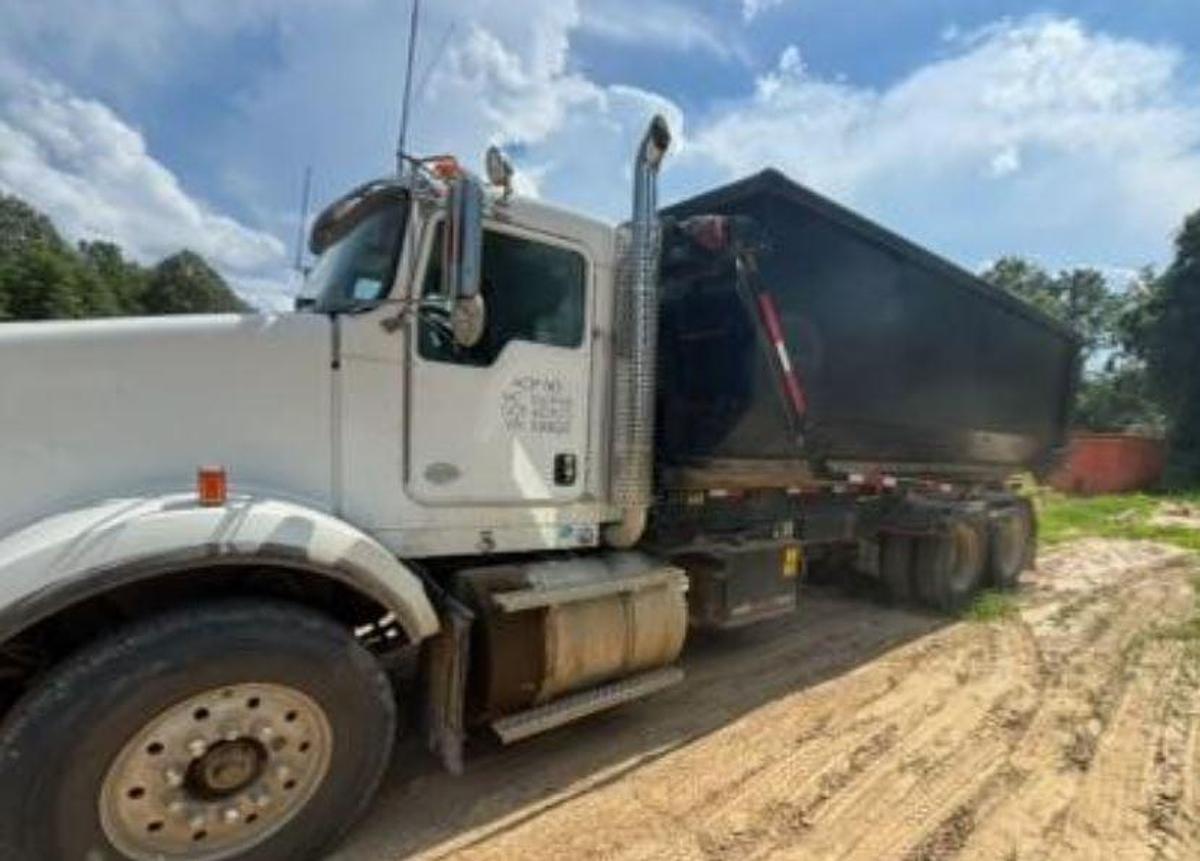 Used 2012 Kenworth T800 Roll off Garbage Truck