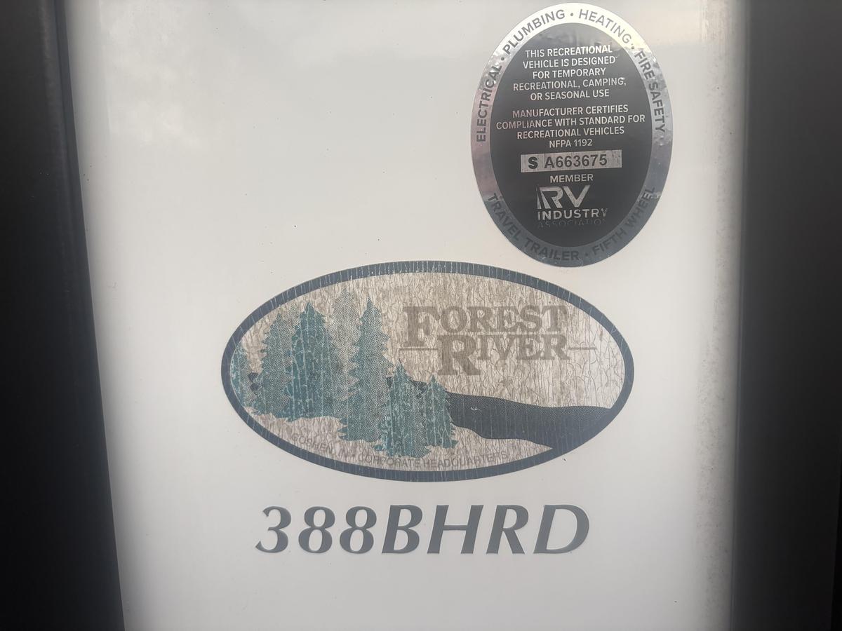 Used 2022 Forest River Sandpiper 388BHRD