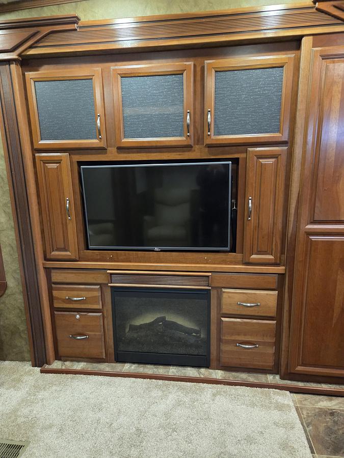 Used 2014 Redwood 36FB and 2014 Ford F350