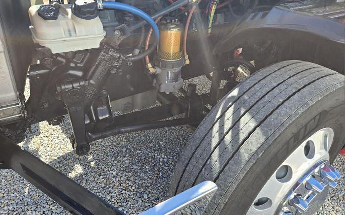 Used 2016 Freightliner COLUMBIA 120