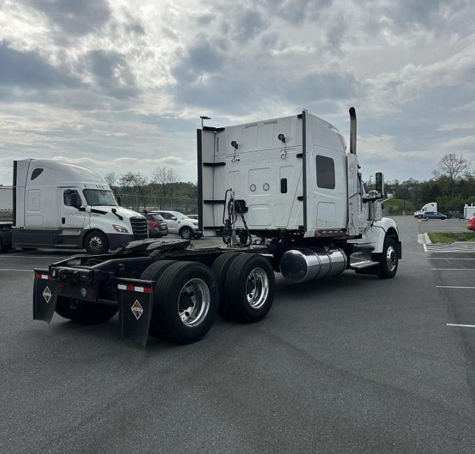 Used 2023 INTERNATIONAL HX