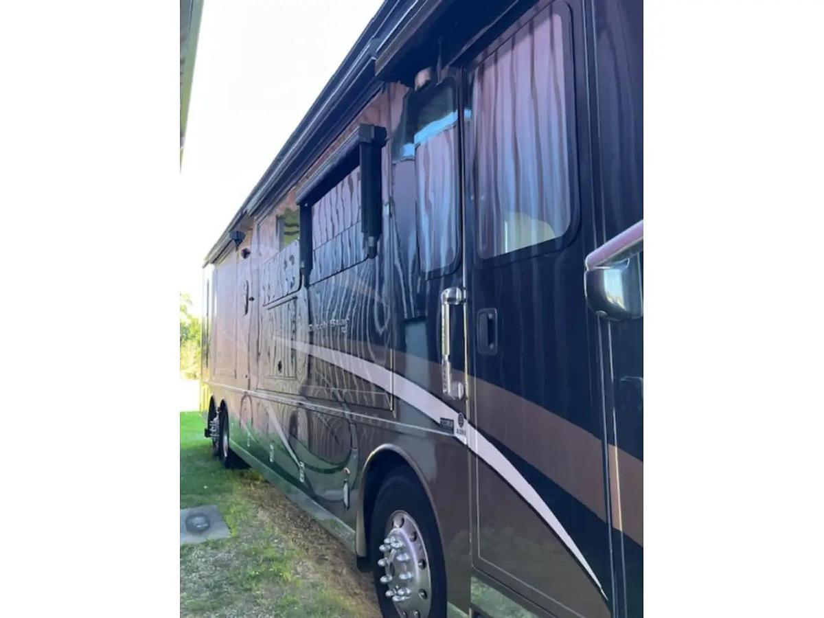 Used 2022 Newmar Dutch Star 4081