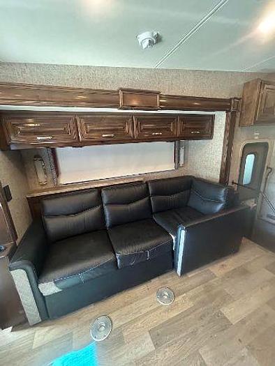 Used 2018 Thor Motor Coach Outlaw 37GP