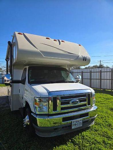 Used 2022 Winnebago Ford F350