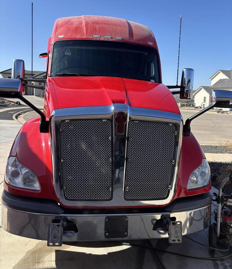 Used 2020 Kenworth T680